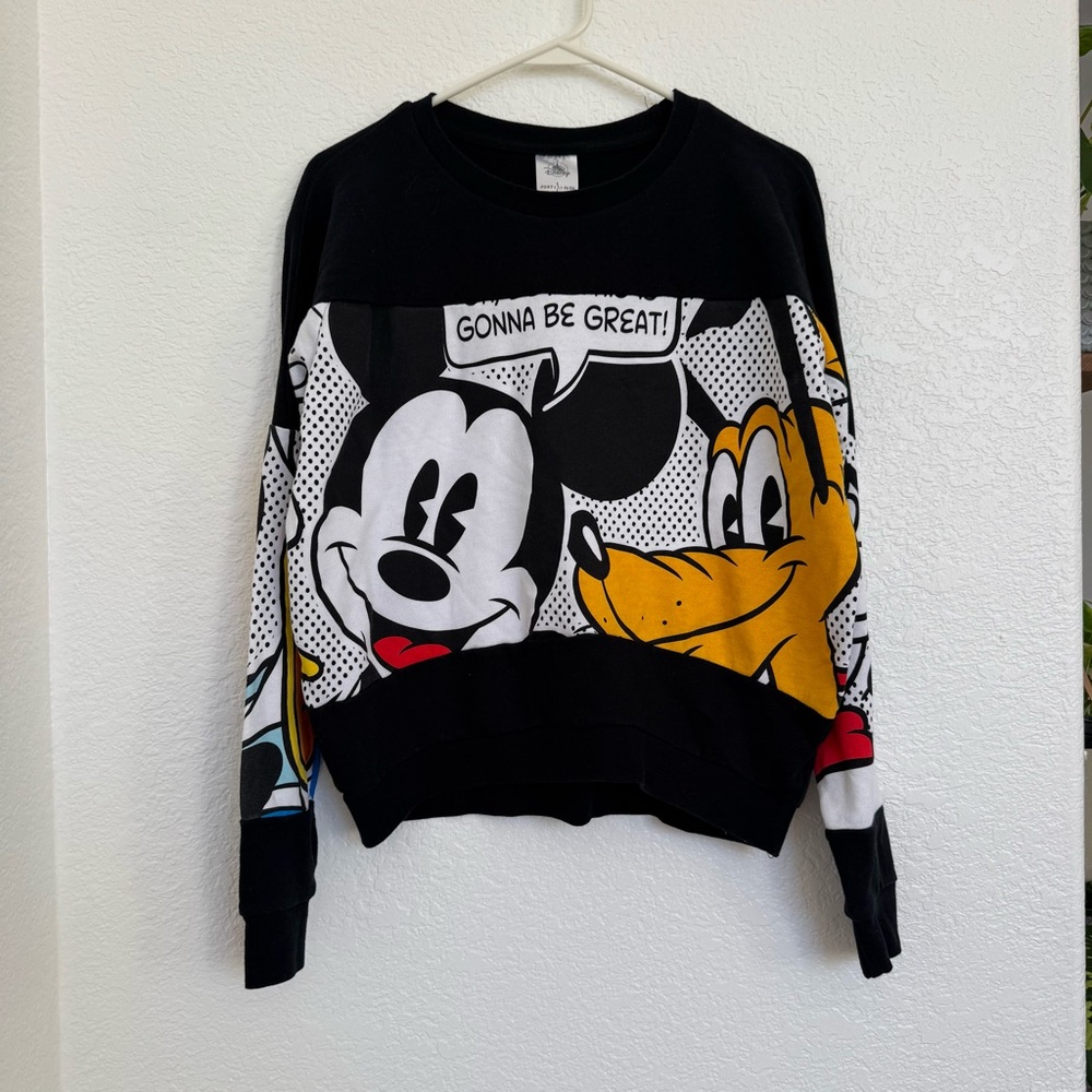 Disney Black and White Graphic Women’s Sweater Size S